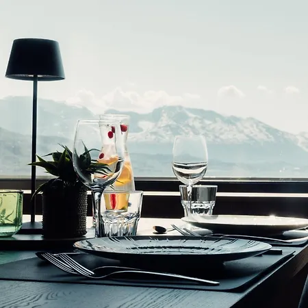 Bjerkvik Hotell 호텔