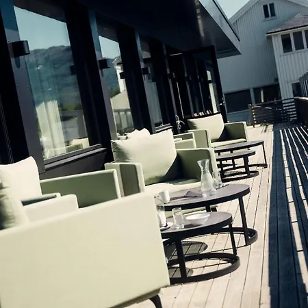 Bjerkvik Hotell 4*