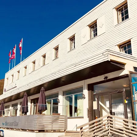 Bjerkvik Hotell 호텔 4*