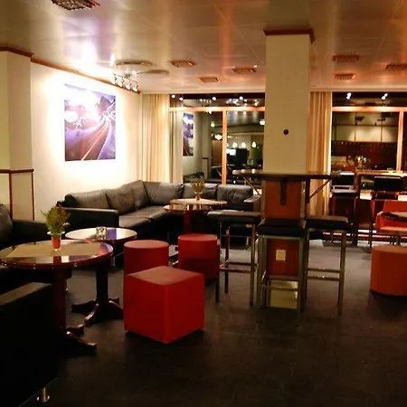 Bjerkvik Hotell 브예르크빅