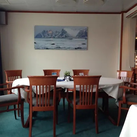 호텔 Bjerkvik Hotell 4*
