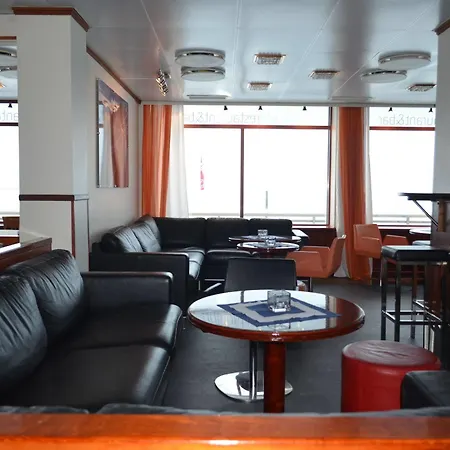 Bjerkvik Hotell 호텔