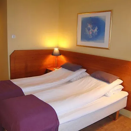 Bjerkvik Hotell 4* 브예르크빅